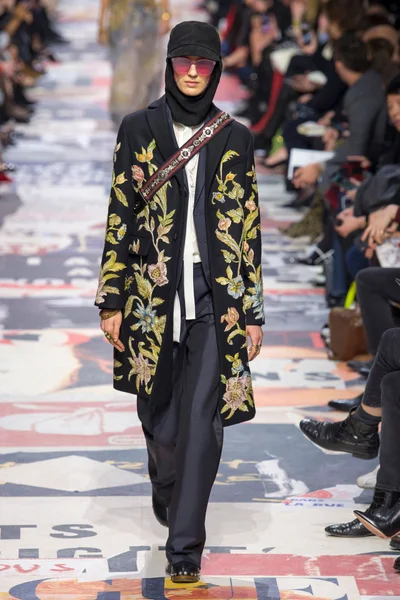 Look 55